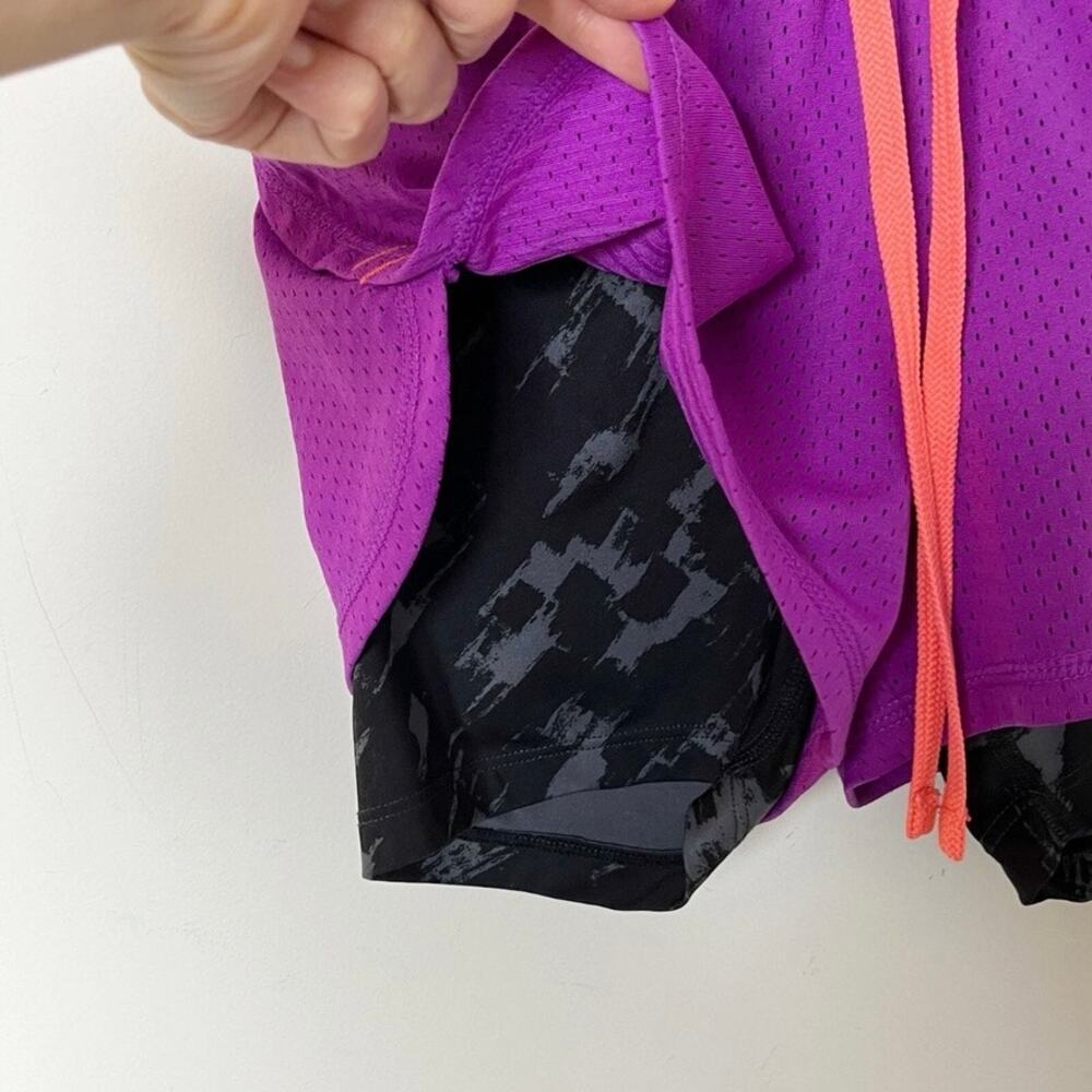 C9 Champion Women’s Duo-Dry Athletic Shorts XS Biker Purple & Black Camo Print - Picture 3 of 6